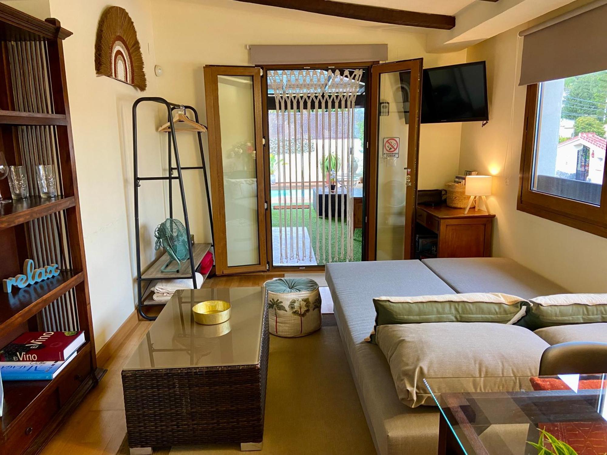 Apartment Aloha, Piscina Privada, Playa Y Barbacoa
